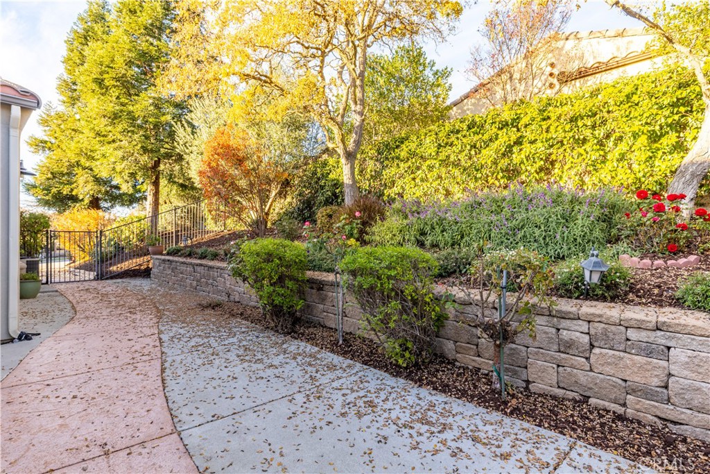 843 Hacienda Cir, Paso Robles, CA 93446