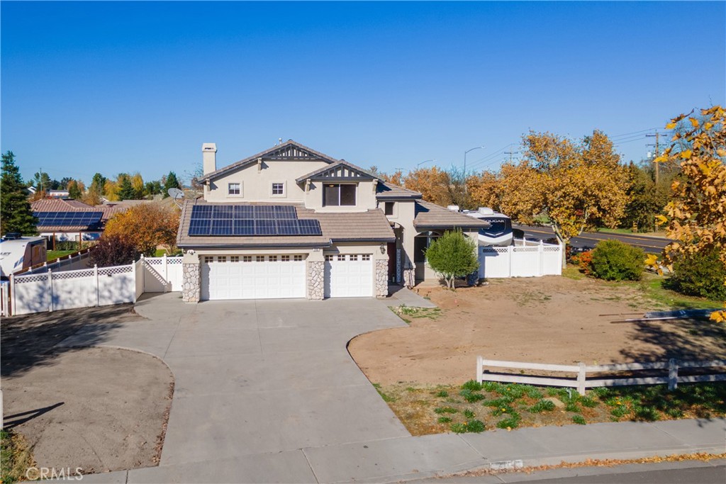 2104 Summit, Paso Robles, CA 93446