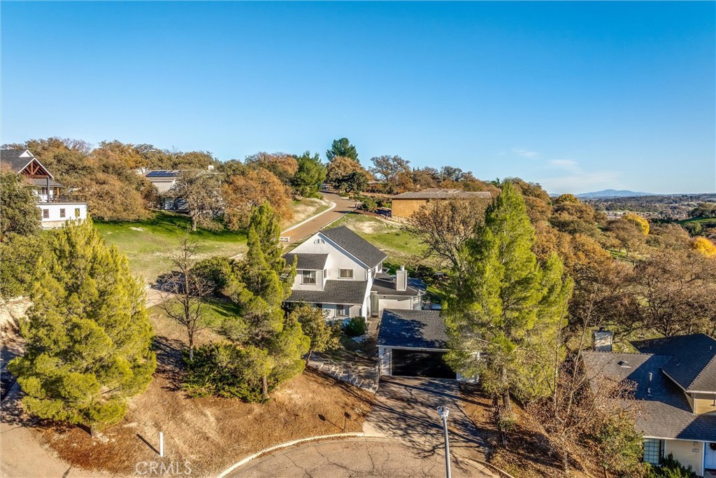 806 Grove St, Paso Robles, CA 93446