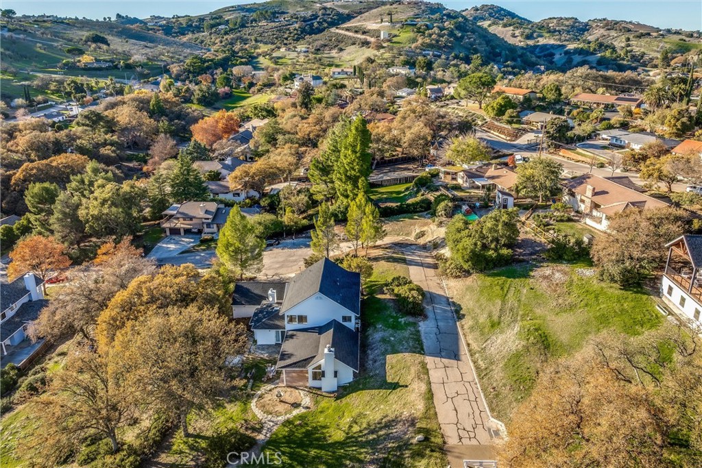 806 Grove St, Paso Robles, CA 93446
