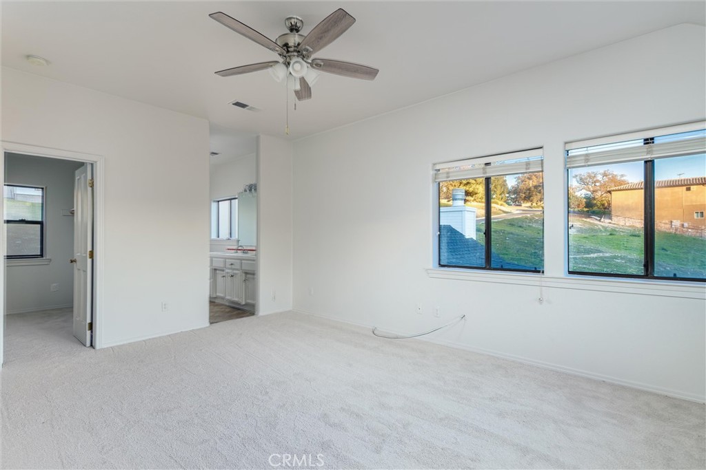 806 Grove St, Paso Robles, CA 93446