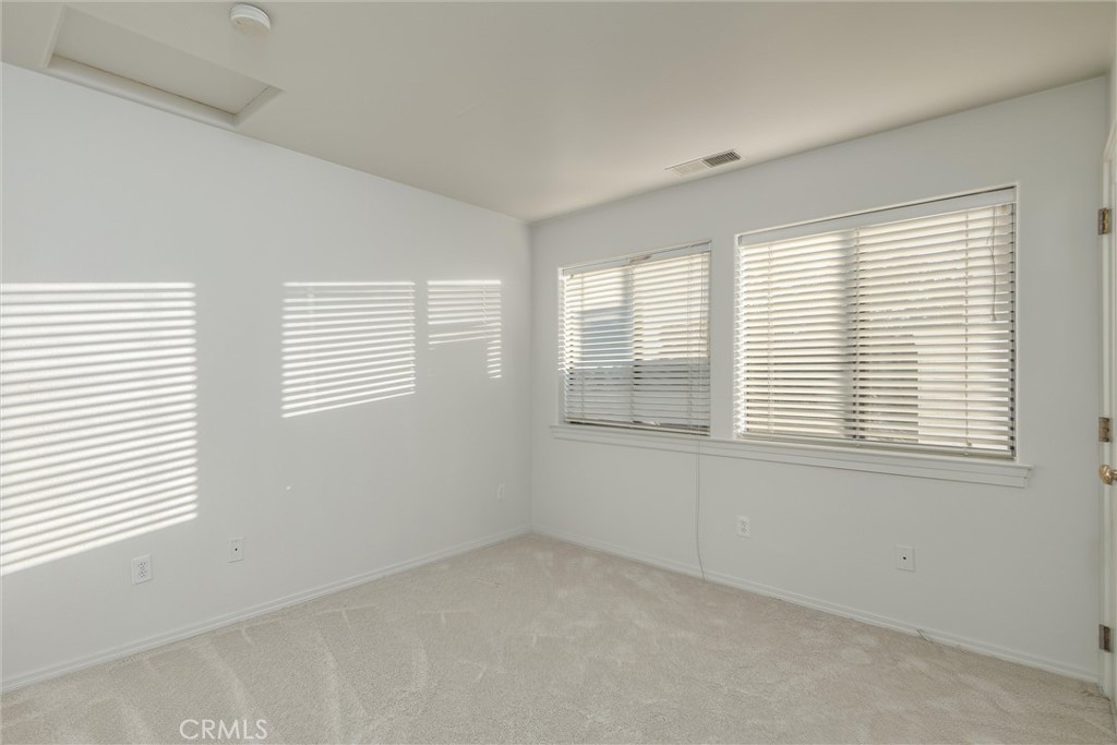 806 Grove St, Paso Robles, CA 93446