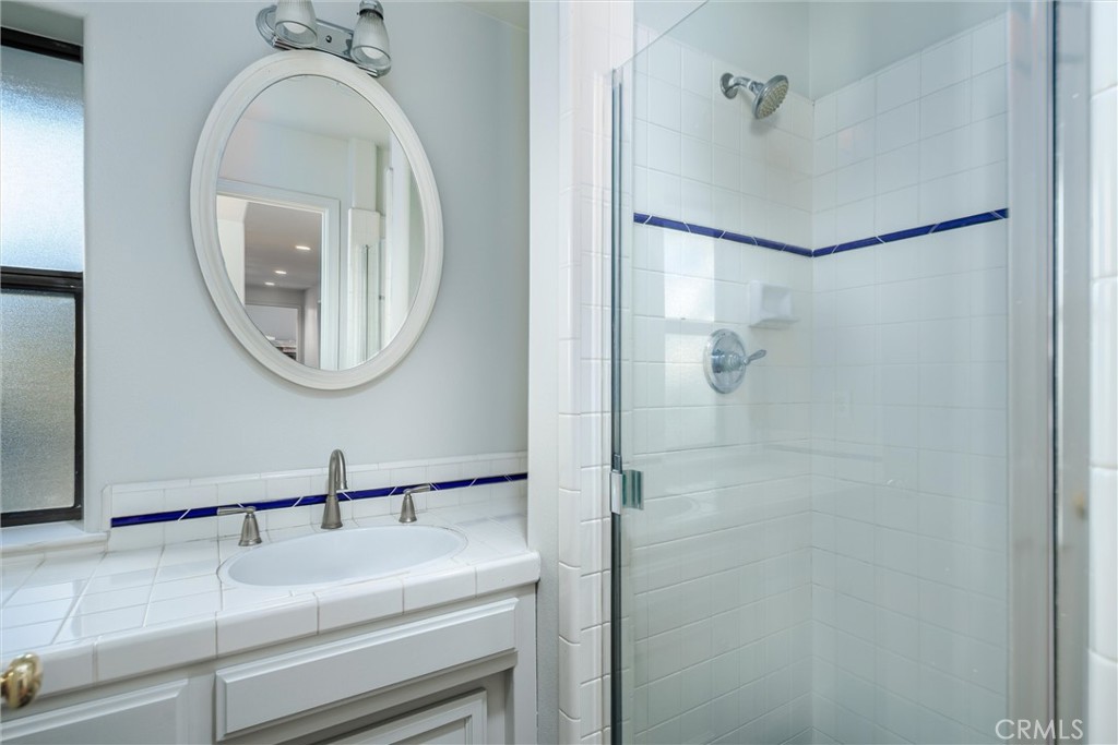 806 Grove St, Paso Robles, CA 93446