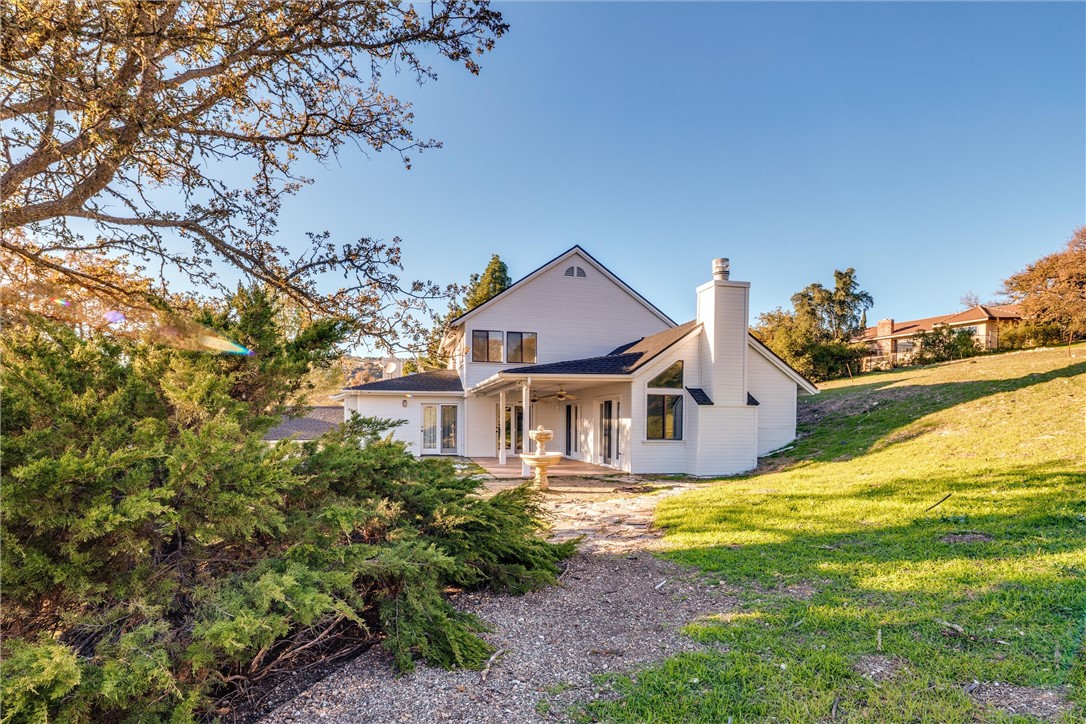 806 Grove St, Paso Robles, CA 93446