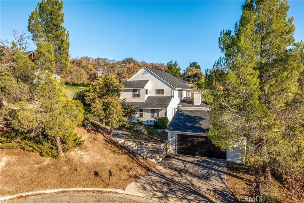 806 Grove St, Paso Robles, CA 93446