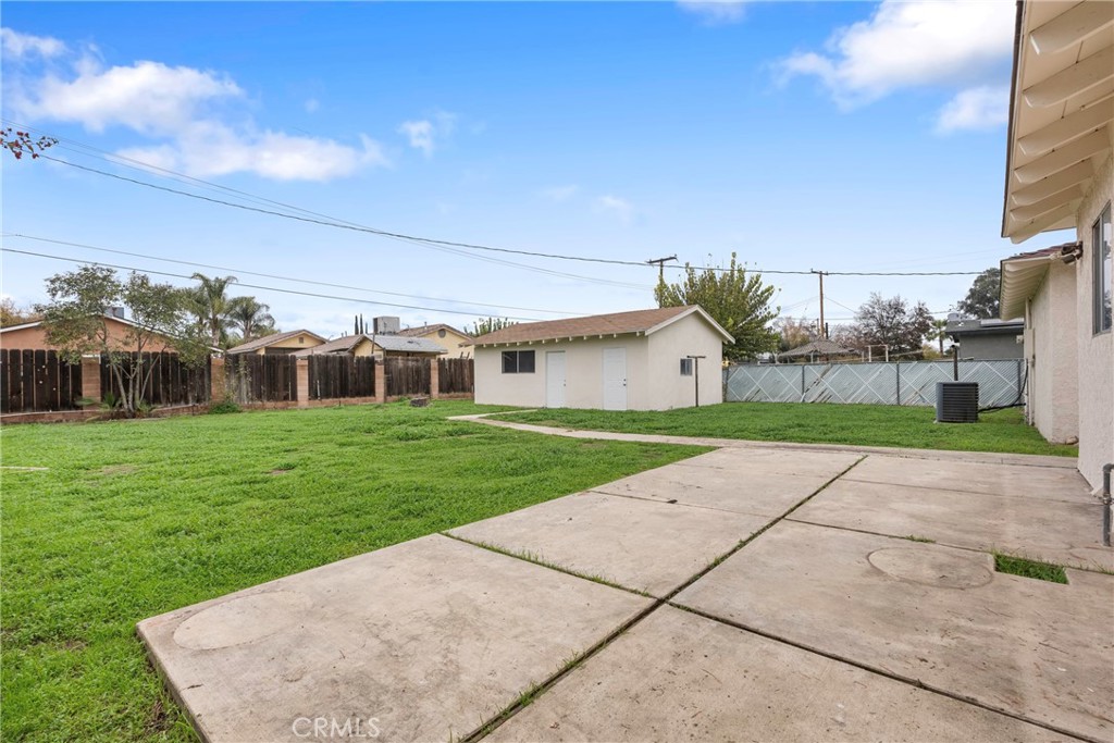 749 Browning Rd, Mcfarland, CA 93250