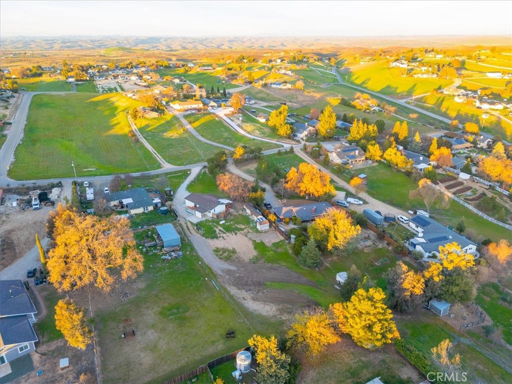 5558 Prancing Deer, Paso Robles, CA 93446