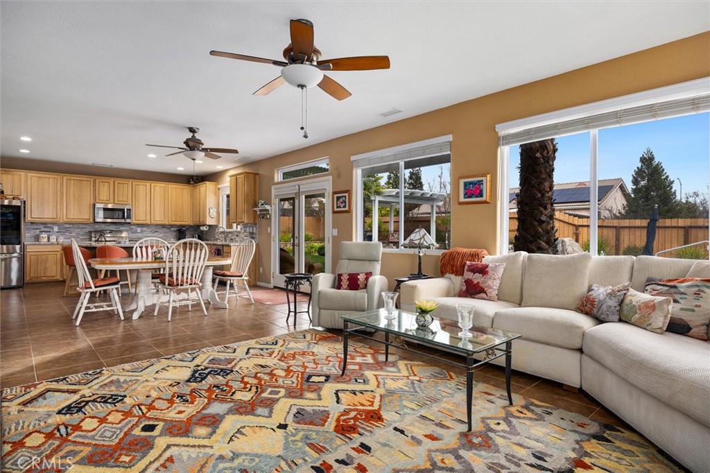 795 Angus St, Paso Robles, CA 93446