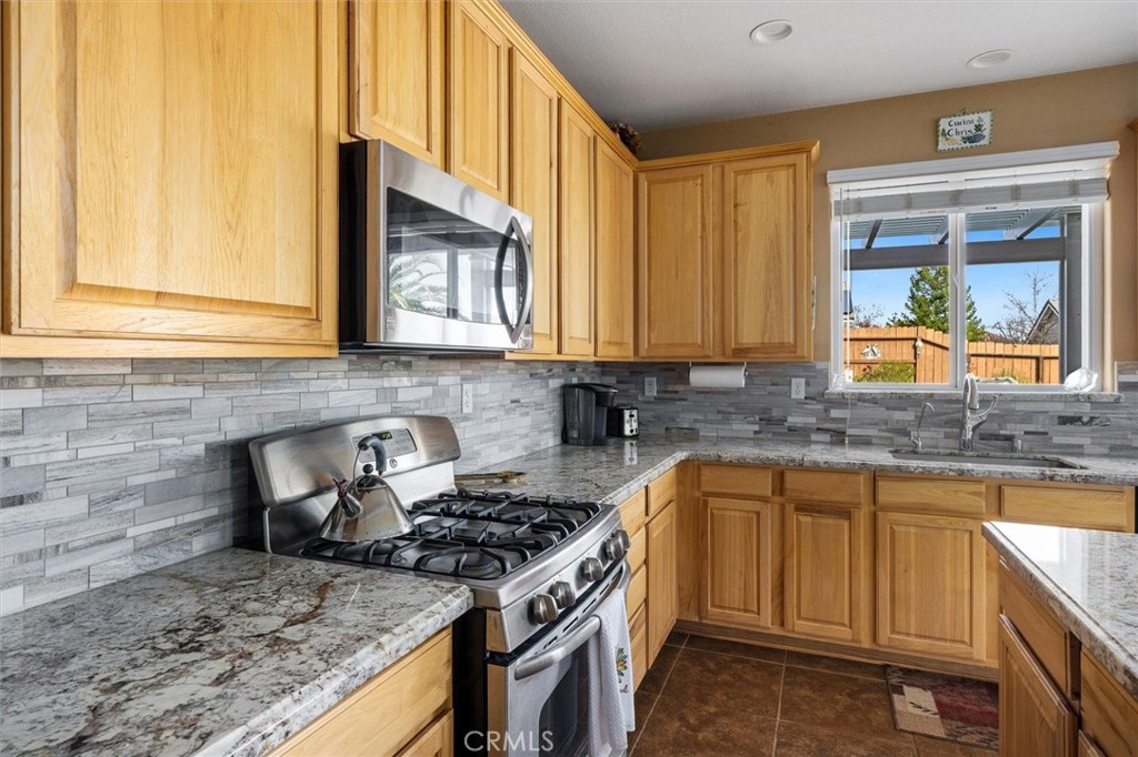 795 Angus St, Paso Robles, CA 93446