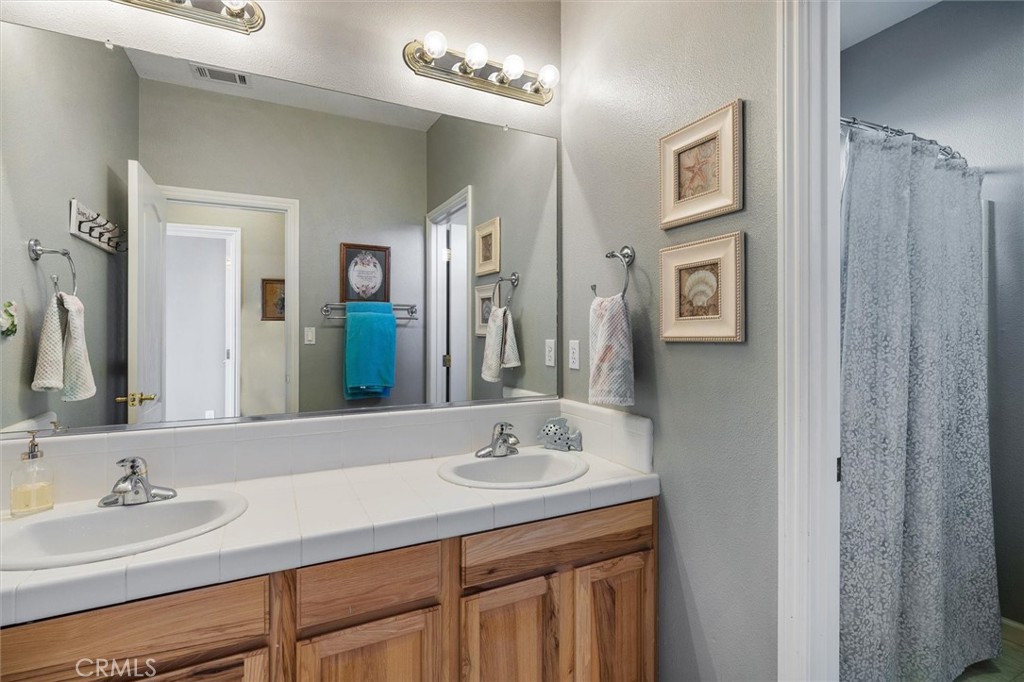 795 Angus St, Paso Robles, CA 93446