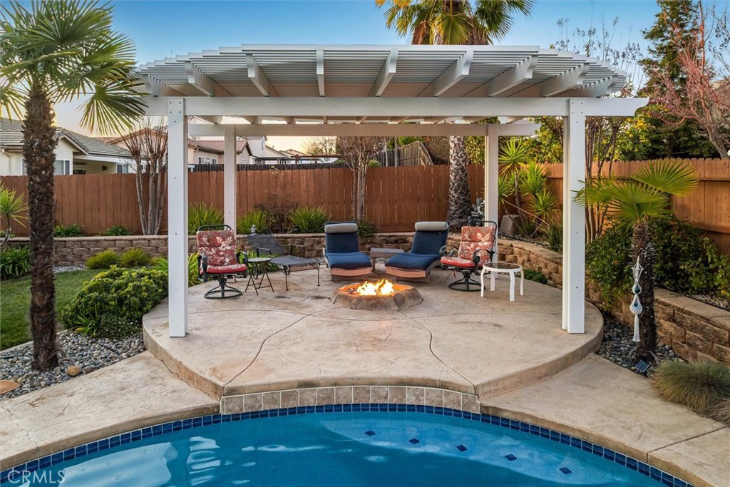 795 Angus St, Paso Robles, CA 93446