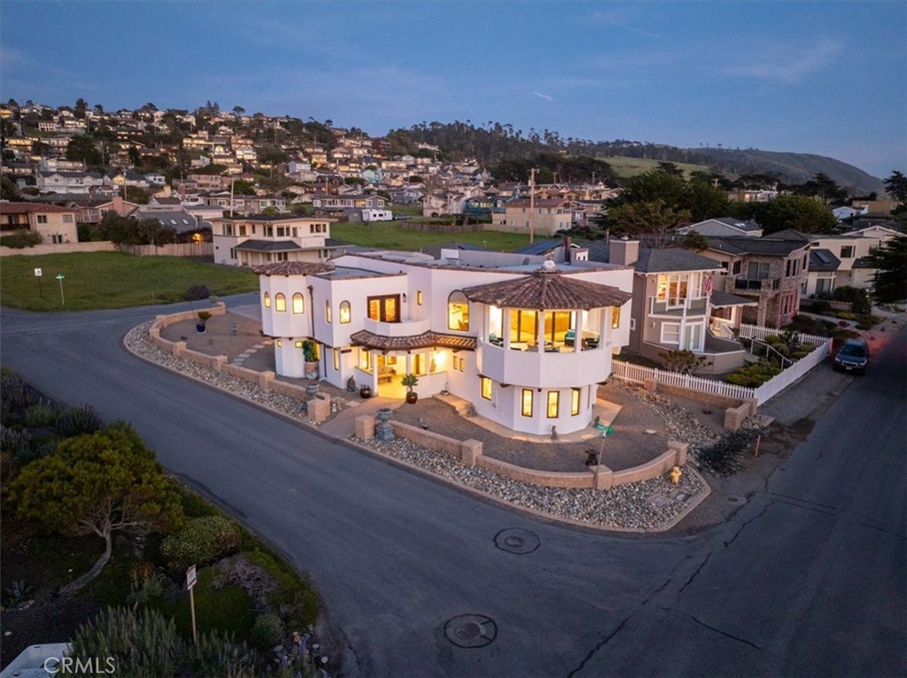 2090 Sherwood, Cambria, CA 93428