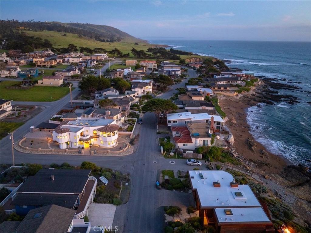 2090 Sherwood, Cambria, CA 93428