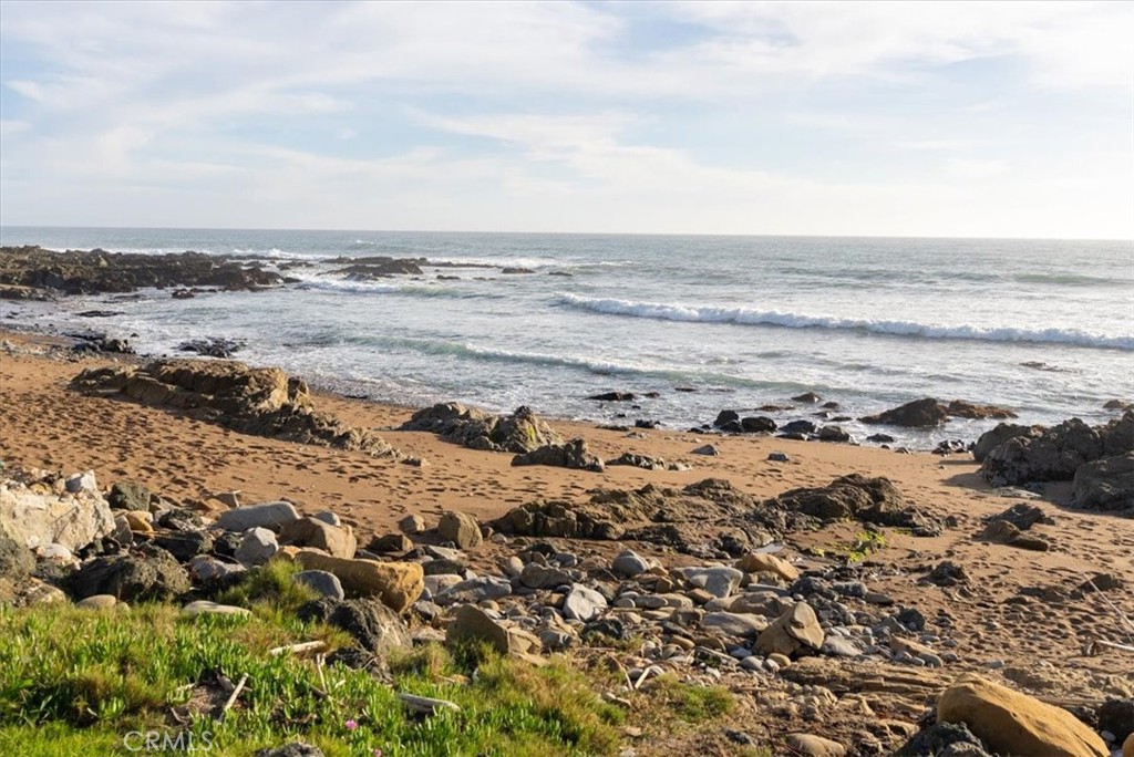 2090 Sherwood, Cambria, CA 93428