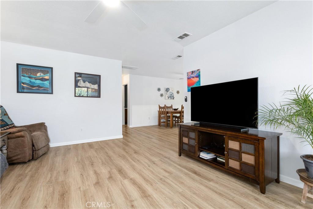 8425 Azucena, Atascadero, CA 93422