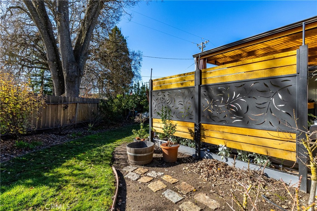 8425 Azucena, Atascadero, CA 93422