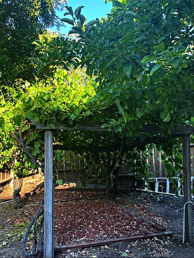 8425 Azucena, Atascadero, CA 93422