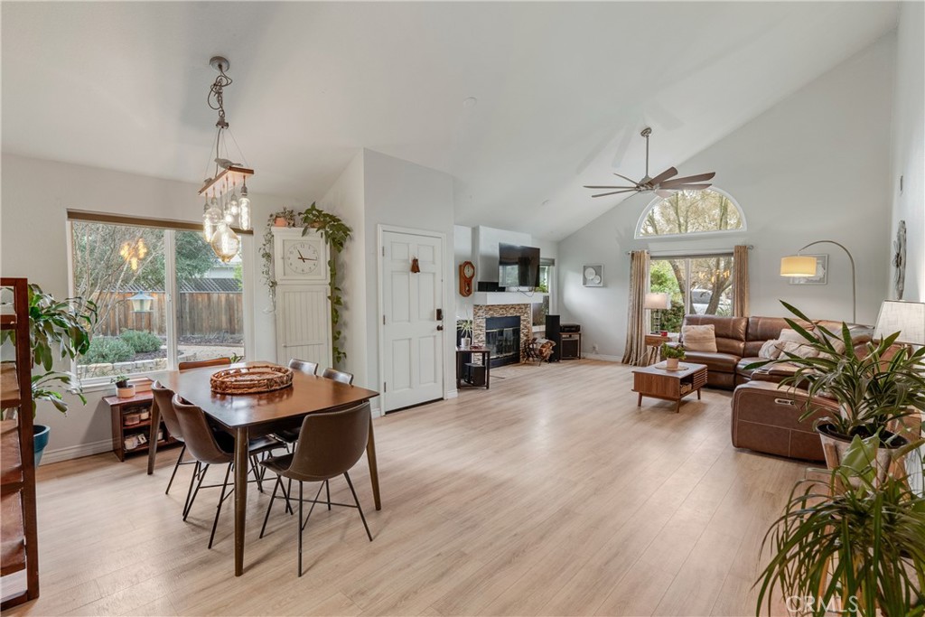 940 Austin Ct, Paso Robles, CA 93446