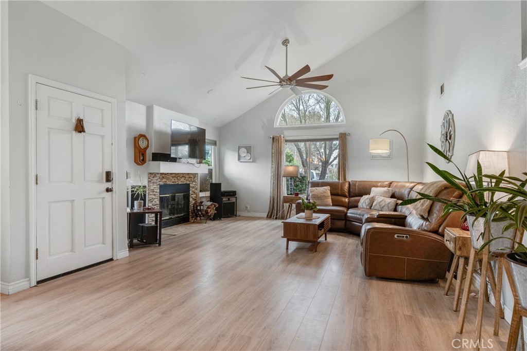 940 Austin Ct, Paso Robles, CA 93446