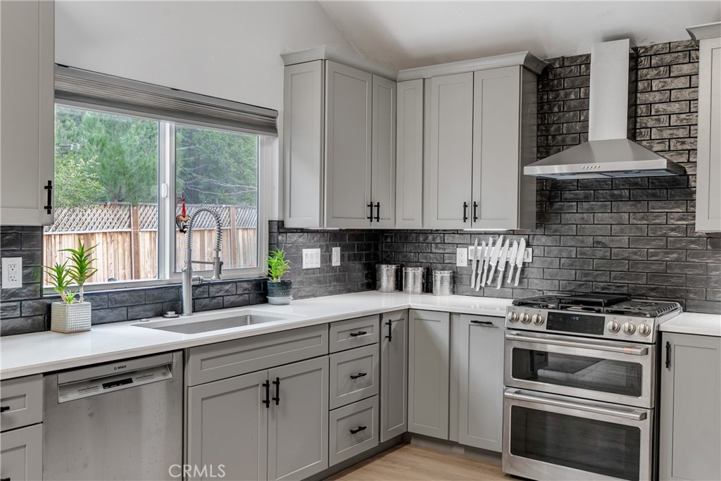 940 Austin Ct, Paso Robles, CA 93446