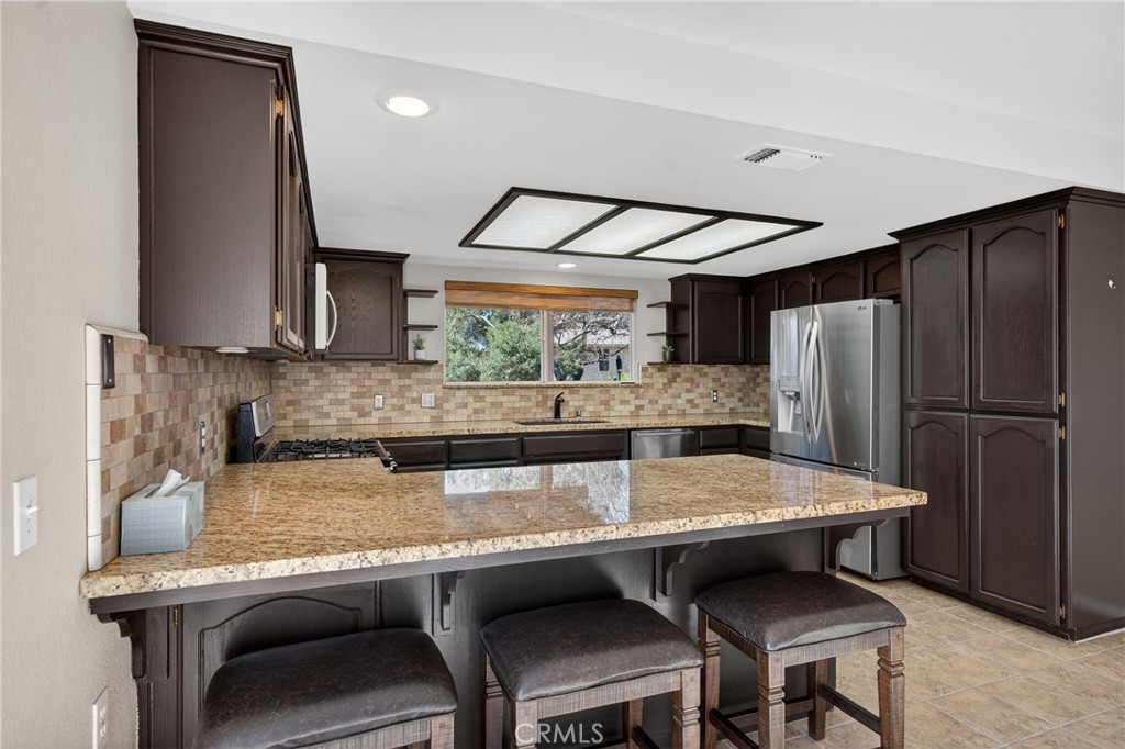 2097 Fallbrook Ct, Paso Robles, CA 93446