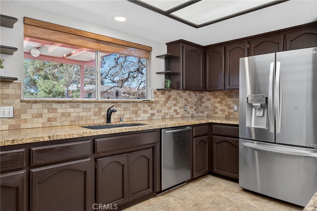 2097 Fallbrook Ct, Paso Robles, CA 93446