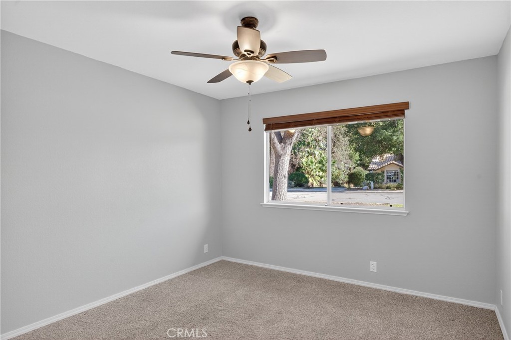 2097 Fallbrook Ct, Paso Robles, CA 93446