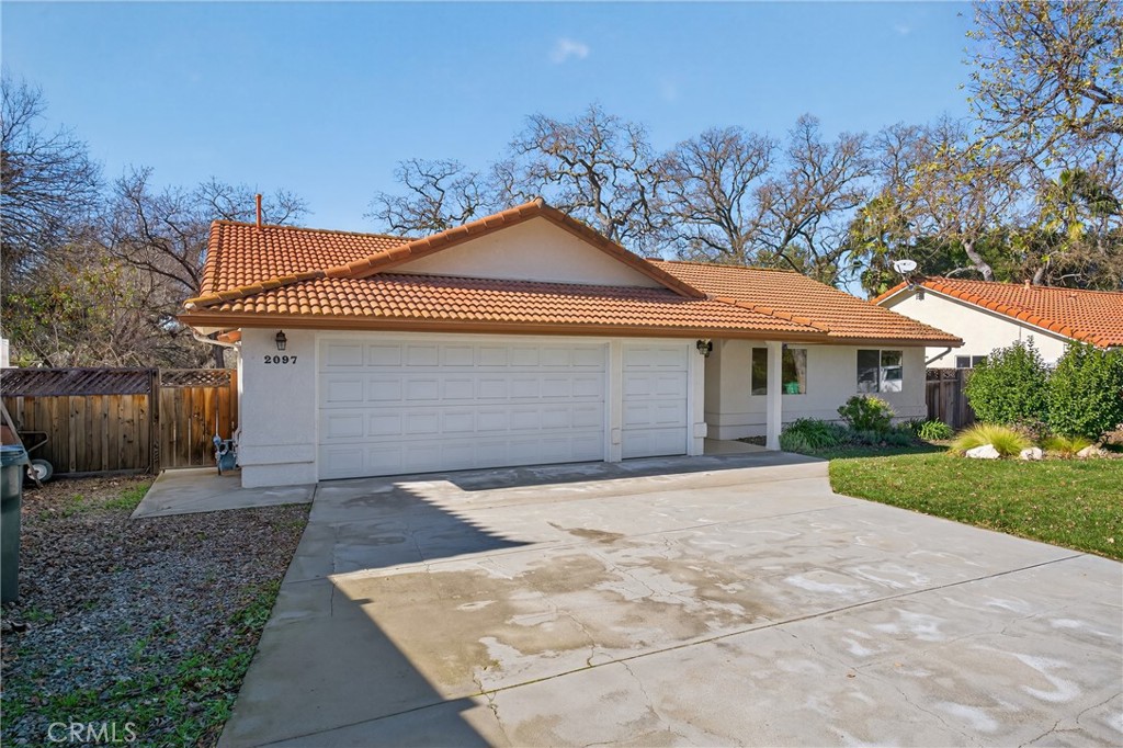 2097 Fallbrook Ct, Paso Robles, CA 93446