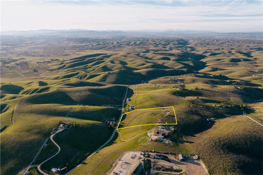 3520 Yosemite Pl, Paso Robles, CA 93446