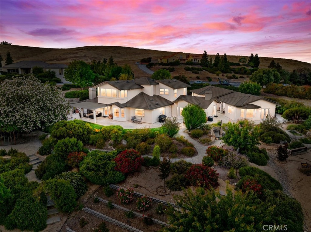 2035 Calle Pattito, Templeton, CA 93465