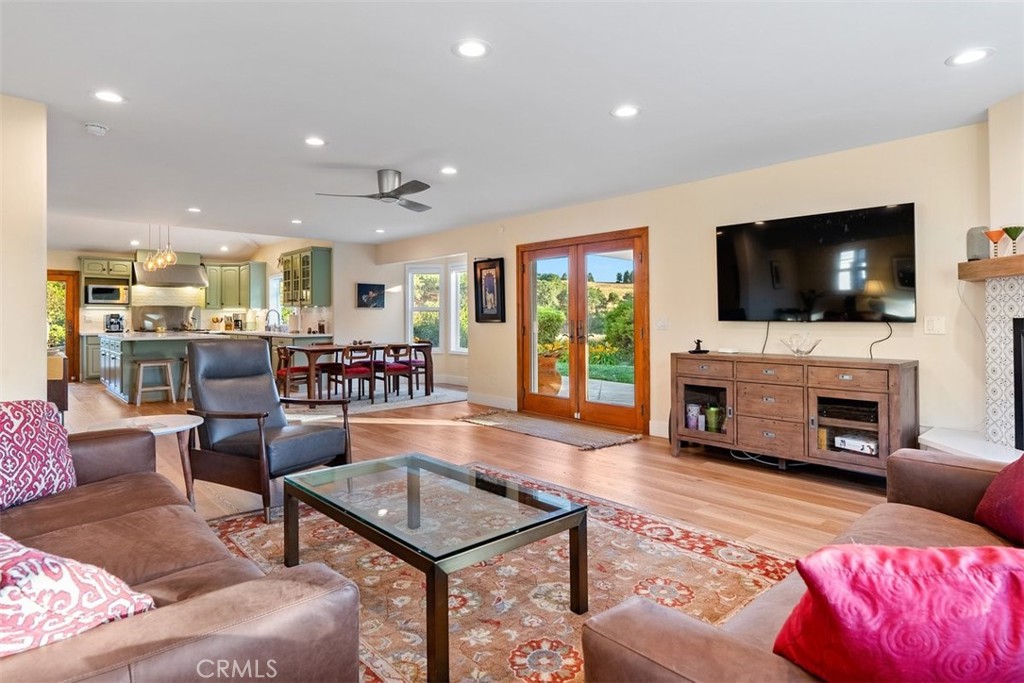 2035 Calle Pattito, Templeton, CA 93465