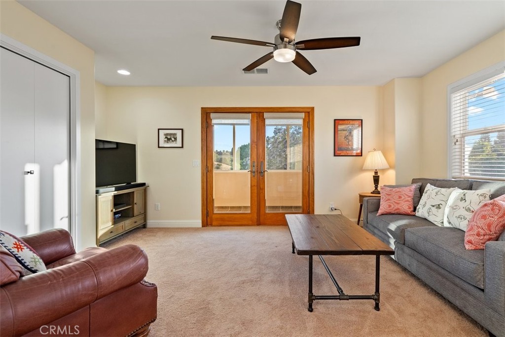 2035 Calle Pattito, Templeton, CA 93465