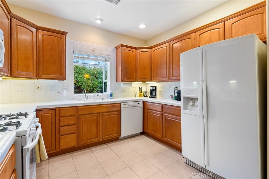 2035 Calle Pattito, Templeton, CA 93465