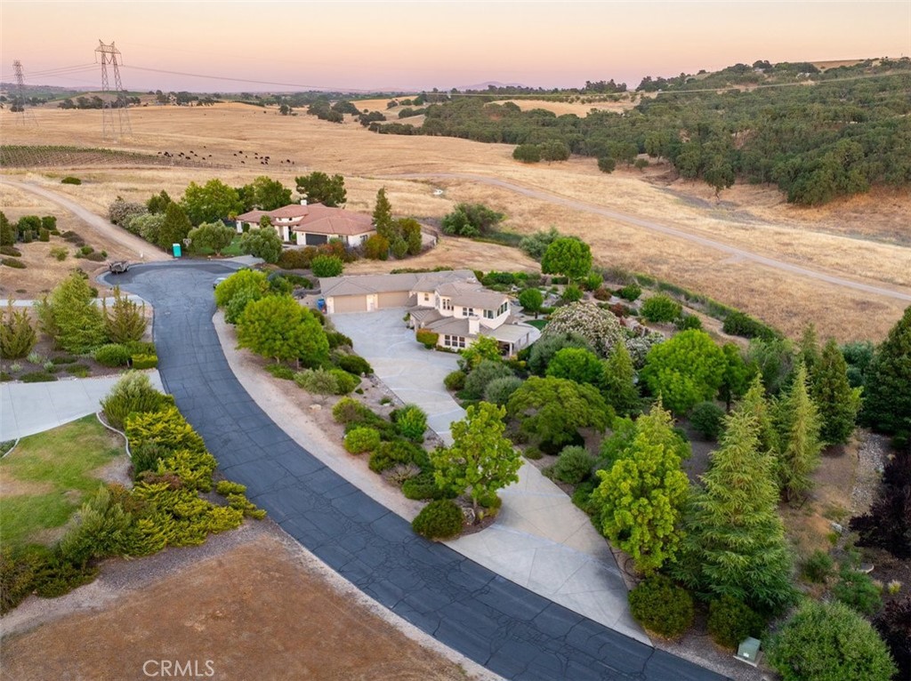 2035 Calle Pattito, Templeton, CA 93465