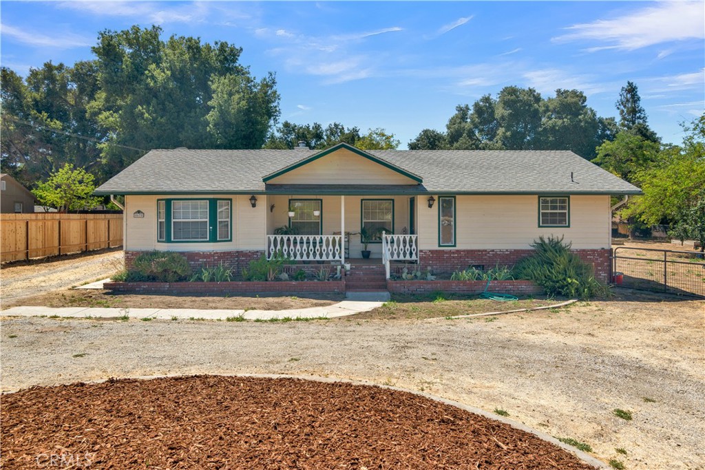 8670 Santa Rosa, Atascadero, CA 93422