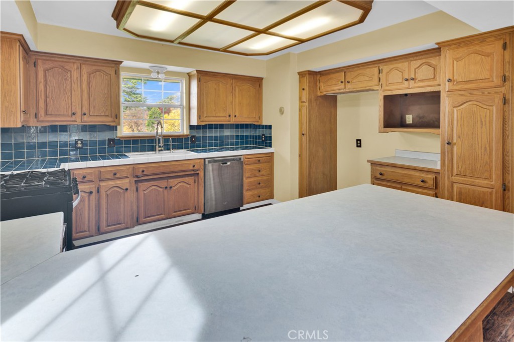 8670 Santa Rosa, Atascadero, CA 93422