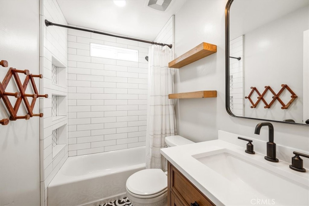 680 Golden Meadow, Paso Robles, CA 93446