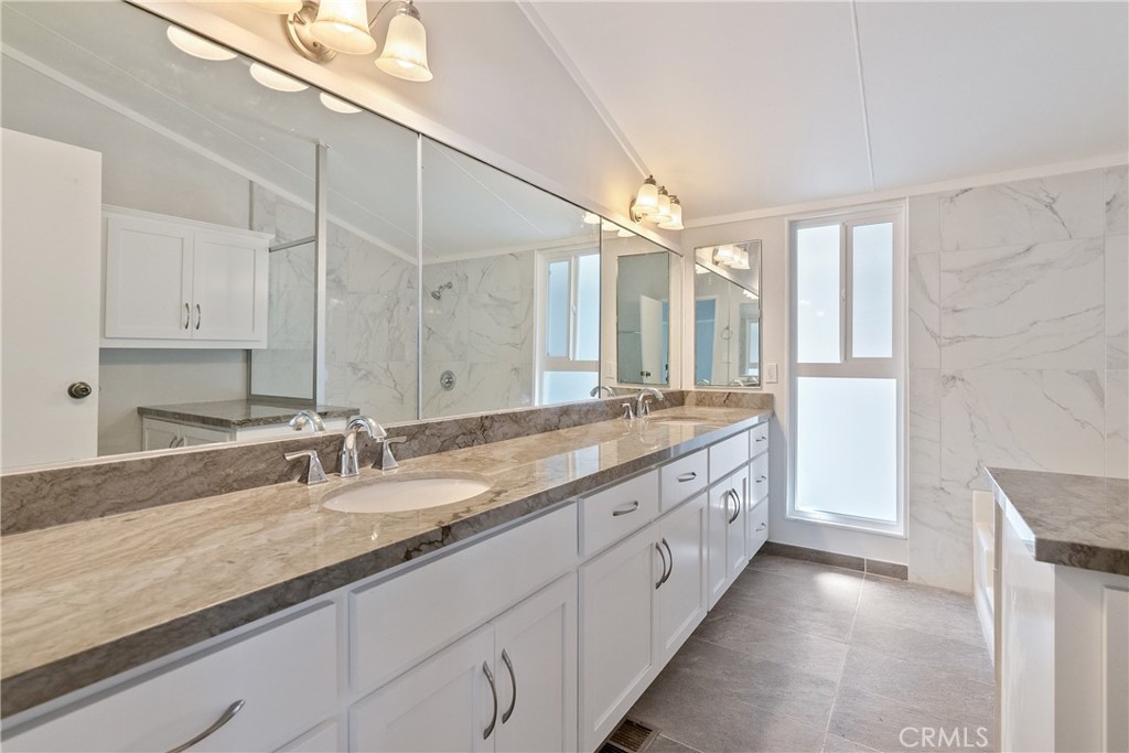 4 Dove Ct, Paso Robles, CA 93446