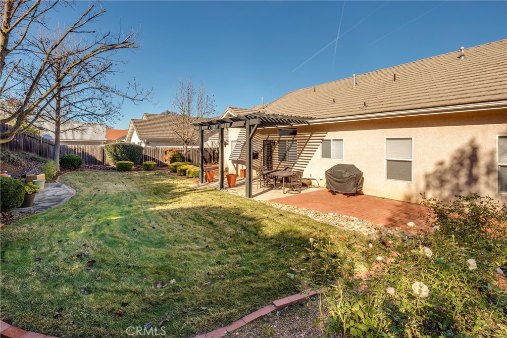 829 Saint Andrews Cir, Paso Robles, CA 93446