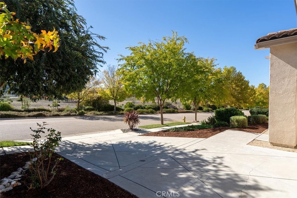 740 Lavender Ln, Templeton, CA 93465