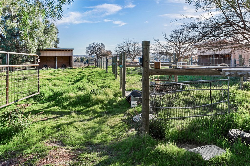2950 Old Ford Rd, Paso Robles, CA 93446