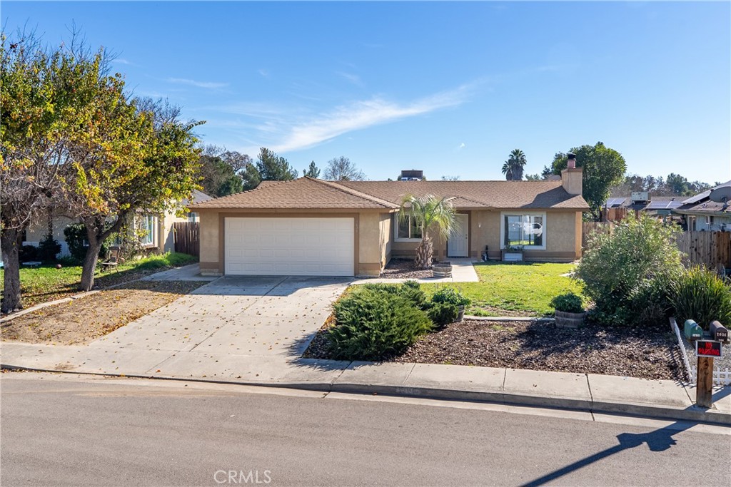 1036 Samantha Dr, Paso Robles, CA 93446