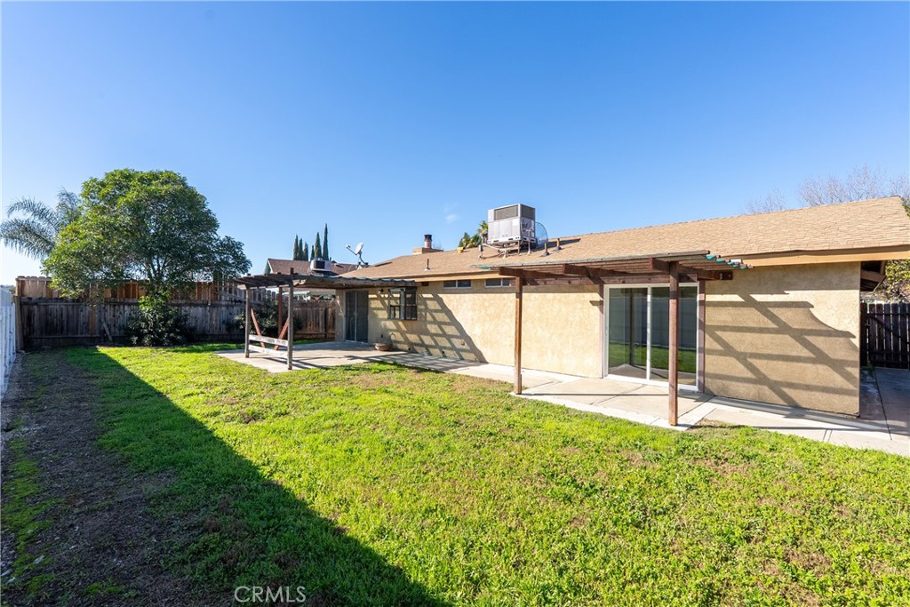 1036 Samantha Dr, Paso Robles, CA 93446