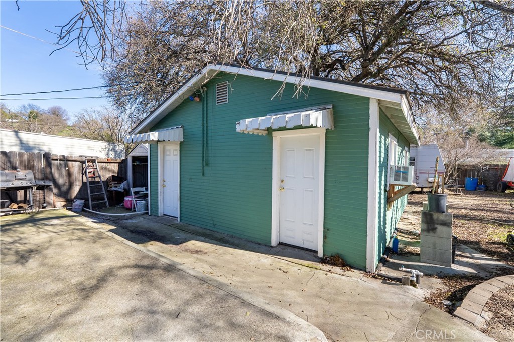 170 Pacific Ave, Paso Robles, CA 93446