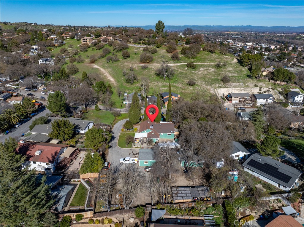 170 Pacific Ave, Paso Robles, CA 93446