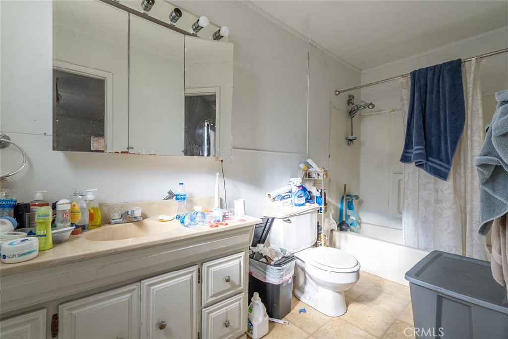 170 Pacific Ave, Paso Robles, CA 93446