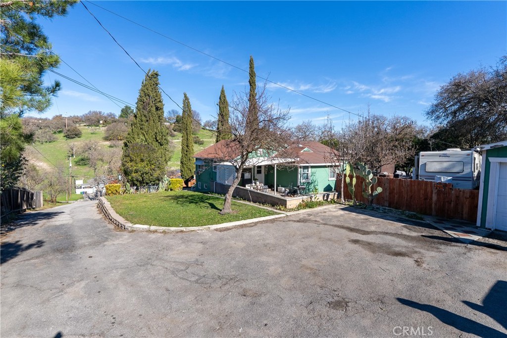 170 Pacific Ave, Paso Robles, CA 93446