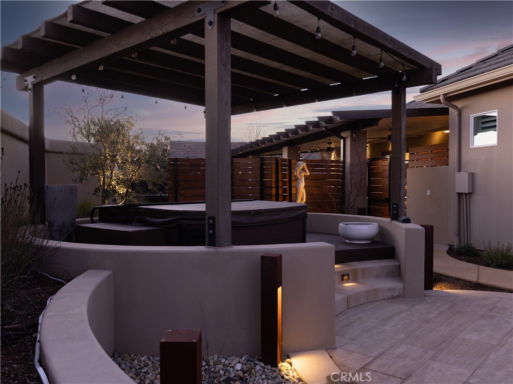 320 Cool Valley, Paso Robles, CA 93446