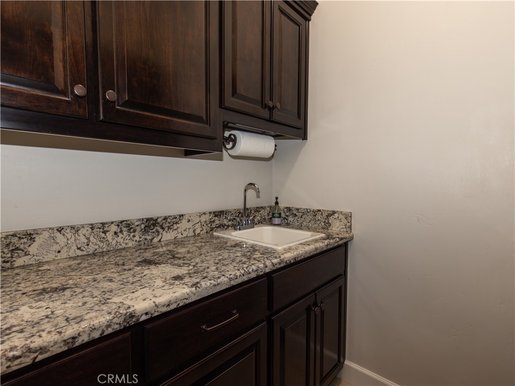 320 Cool Valley, Paso Robles, CA 93446