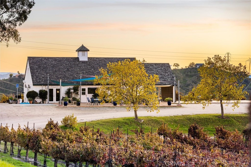 1985 Penman Springs, Paso Robles, CA 93446